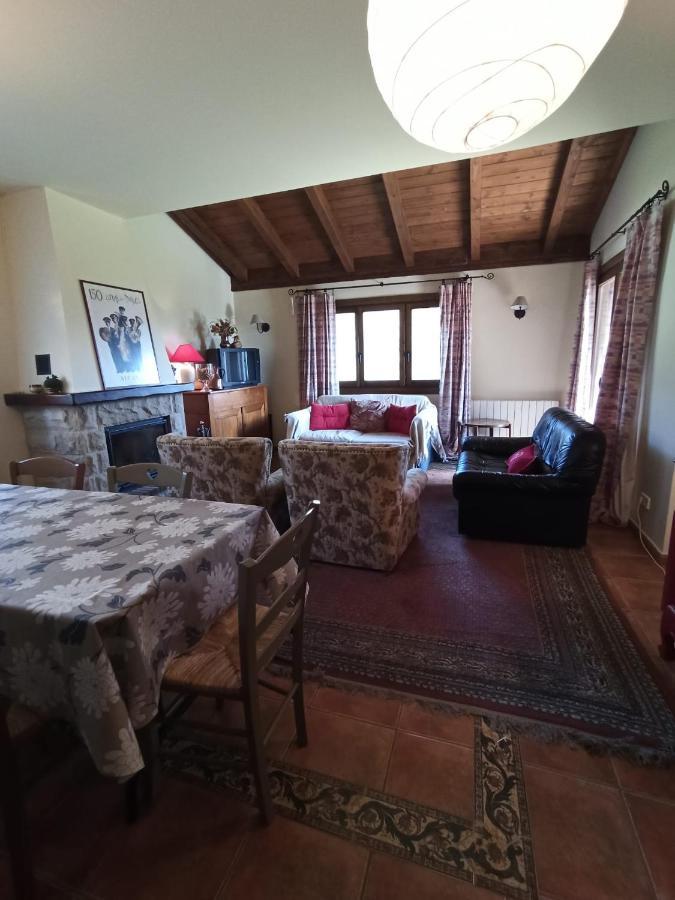 Chalet En El Pirineo De Aragon Neril ภายนอก รูปภาพ